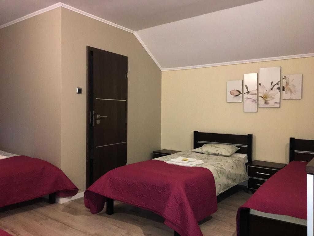 Bełchatów劳拉旅馆住宿加早餐旅馆 外观 照片