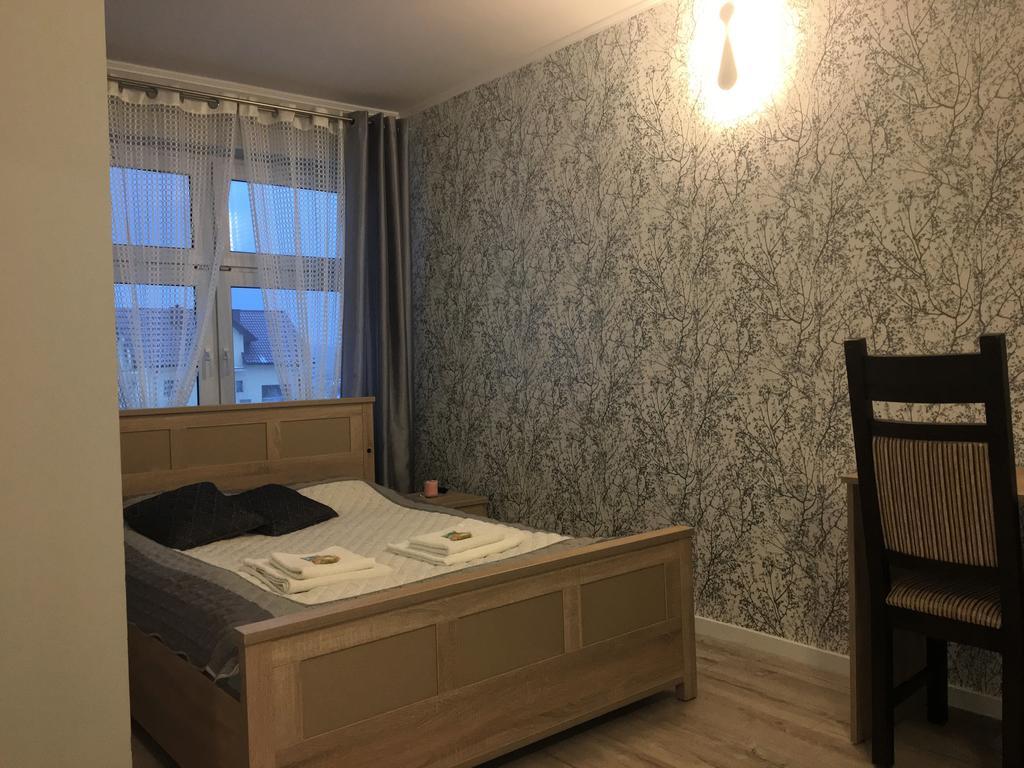 Bełchatów劳拉旅馆住宿加早餐旅馆 外观 照片