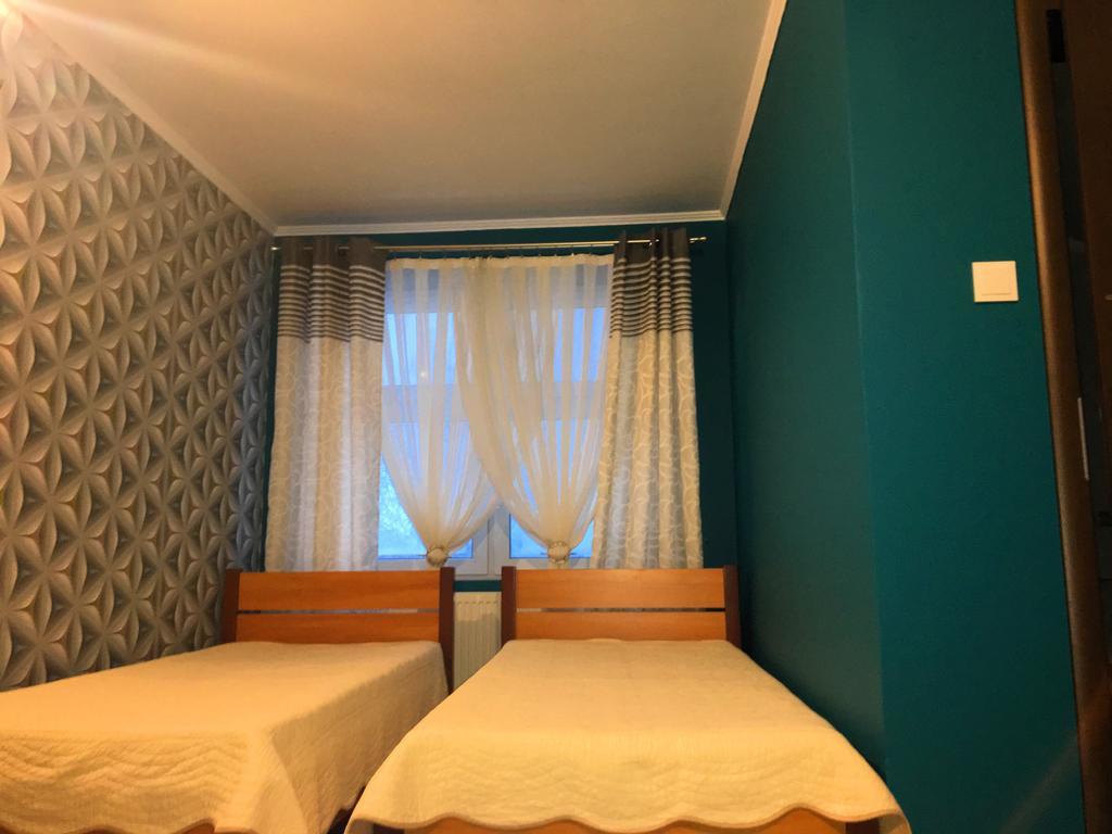Bełchatów劳拉旅馆住宿加早餐旅馆 外观 照片