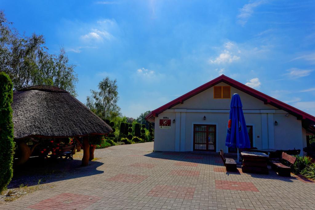 Bełchatów劳拉旅馆住宿加早餐旅馆 外观 照片